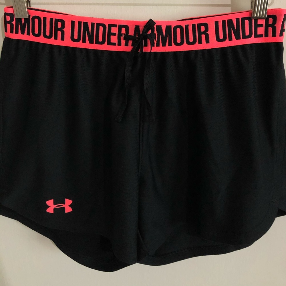 Under Armour | 🏃🏻♀️Shorts - Picture 3 of 5